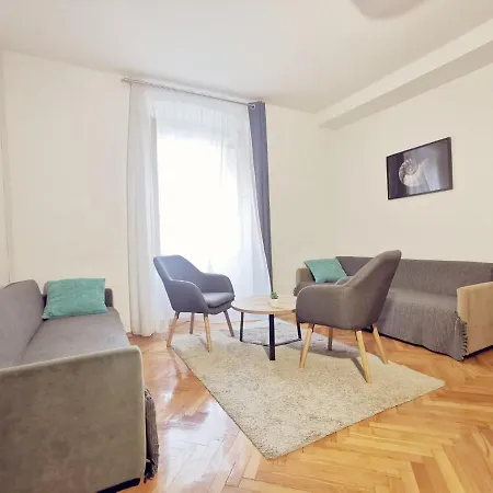 One Bedroom In The Old Town Split